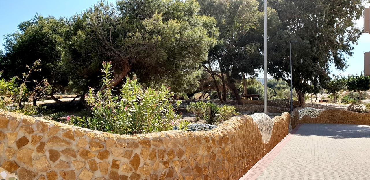 Apartamento Cervantes Guardamar del Segura Bagian luar foto