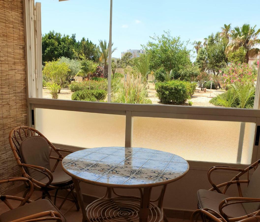 Apartamento Cervantes Guardamar del Segura Bagian luar foto